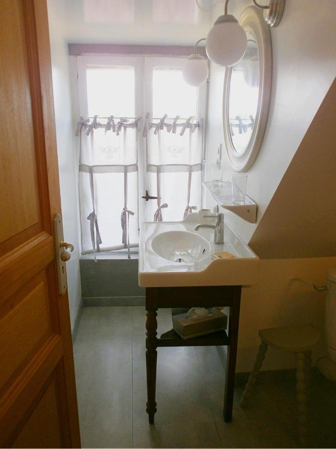 Loge & Broc Bed & Breakfast La Possonniere Exterior photo